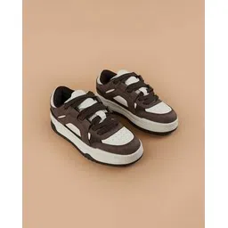 Casual Shoes with PU upper