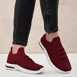 Casual women shoes lightweight women footwear trendy sport shoes for women Training & Gym Shoes For Women