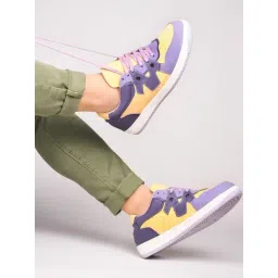 Clog London Men's Purple & Yellow Casual Sneakers
