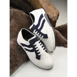 Clog London Men's White Casual Sneakers