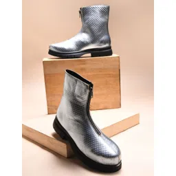 CLOG LONDON Women Casual Block-Heeled Regular Boots