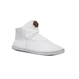 Colourkicks White Casual Manmade Leather Sneakers