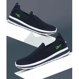 COMFORT WANDRER M Walking Shoes For Men