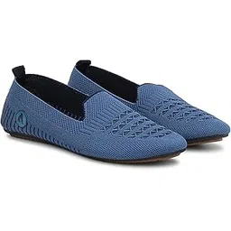 Comfortable & Light Weight Slip-On Casuals for Women