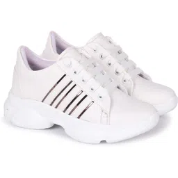 Comfortable and Stylish Chunky Sole Sneakers For Women
