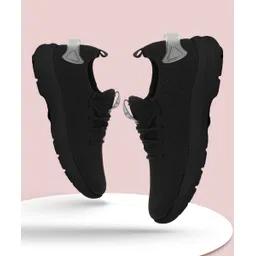 Comfortable Walking Shoes for Men | Supportive, Stylish, and Durable Footwear Walking Shoes For Men