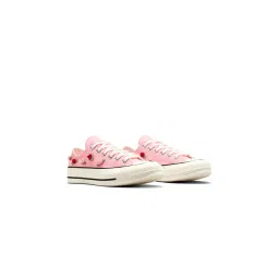 Converse Unisex Chuck 70 Roses Low Top Sneaker