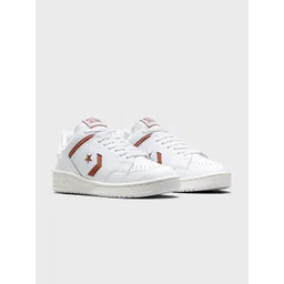 Converse Unisex Leather Sneakers