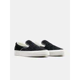 Converse Unisex Textured Suede Slip-On Sneakers
