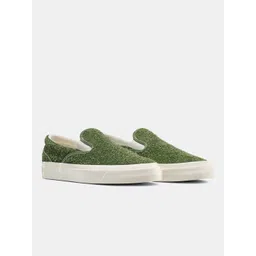 Converse Unisex Textured Suede Slip-On Sneakers