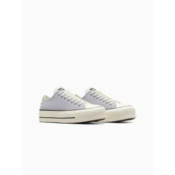Converse Women Colourblocked Regular Sneakers