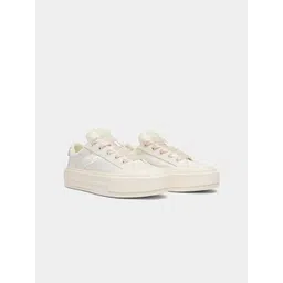 Converse Women Lightweight Lace-Ups Sneakers