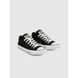 Converse Women Solid Sneakers