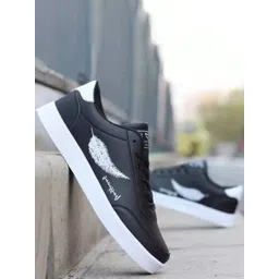 COOPERWINGS Men Printed Lace-Up Sneakers