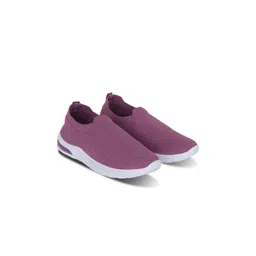 CORDMANS Women Textured Round Toe Sneakers