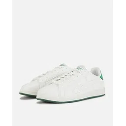 Courtswift Zeeton Low-Top Running Shoes