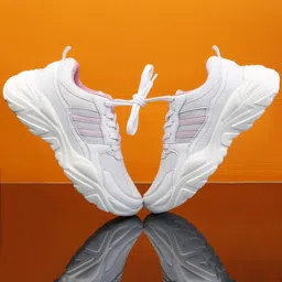 DAISY Women Chunky Platform Sneakers Casual Fashion Shoes with Lightweight Sole Running Shoes For Women