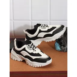 Denill Women Printed Sneakers