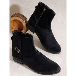 Denill Women Zippered Boots