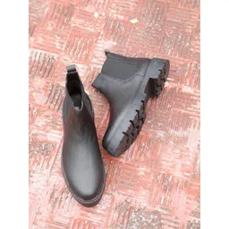 DressBerry Women Black Faux Leather Chelsea Boots