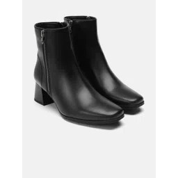 DressBerry Women Block Heel Boots