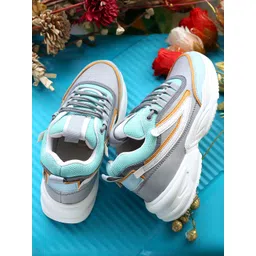DressBerry Women Colourblocked Sneakers