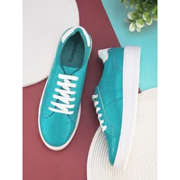 DressBerry Women Colourblocked Sneakers