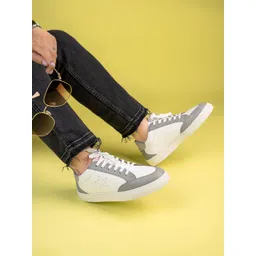 DressBerry Women Grey Round Toe Lightweight Sneakers