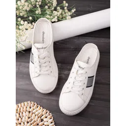 DressBerry Women White & Black Colourblocked Comfort Insole Mule Sneakers