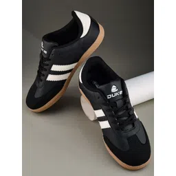 Duke Women Striped Sneakers