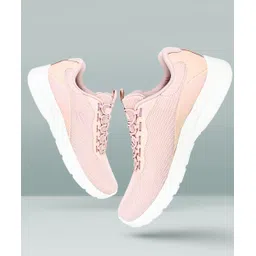 DYNAMIGHT 2.0 Running Shoes For Women