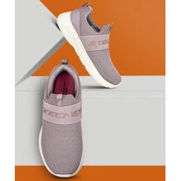 DYNAMIGHT 2.0 Walking Shoes For Women