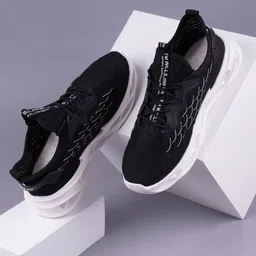 Dynamite Lace-Up Sneakers For Men