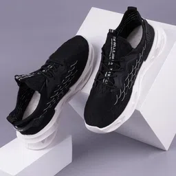 Dynamite Lace-Up Sneakers For Men
