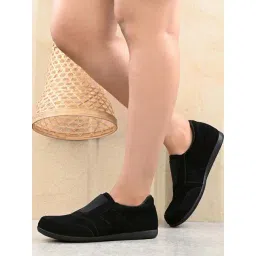 Eego Italy Women's Black Walking Shoes