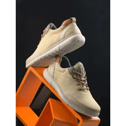 Egoss Men Leather Sneakers