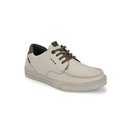 Egoss Men Textured Leather Sneakers