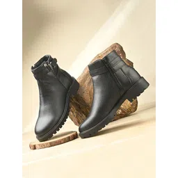 El Paso MODARE Women Block-Heeled Outdoor Chelsea Boots