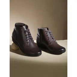 Elle Women's Brown Casual Booties