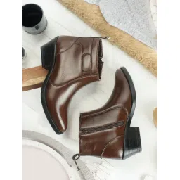 Elle Women's Brown Casual Boots