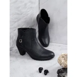 Elle Women's Navy Casual Booties