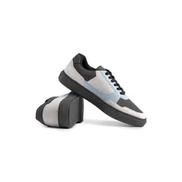Ethik Men Colourblocked Sneakers