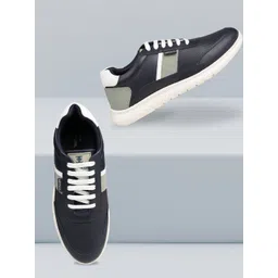 EZOK Men Colourblocked Sneakers