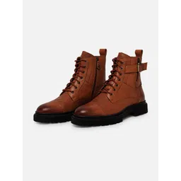 EZOK Men Mid Top Leather Regular Boots With Buckle Detail