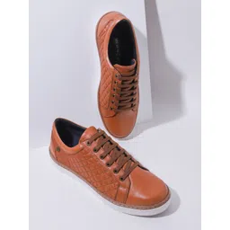 EZOK Men Textured Leather Contrast Sole Sneakers