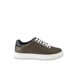 Ezok Men's Olive Casual Sneakers