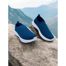 FABBMATE Women Slip-On Sneakers With Flip Flops