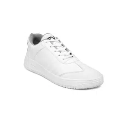 Fashion Victim Men White Solid Sneakers