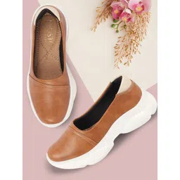 FAUSTO Women Stitched Design Lightweight Slip-On Sneakers