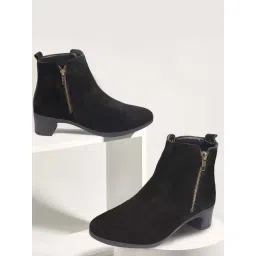Fausto Women's Black Casual Booties